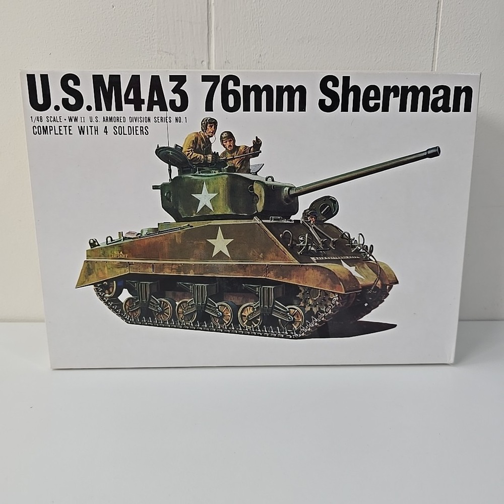 Bandai 58264 US M4A3 76MM Sherman 1/48 Scale Open Box Unassembled With 4 Soldier